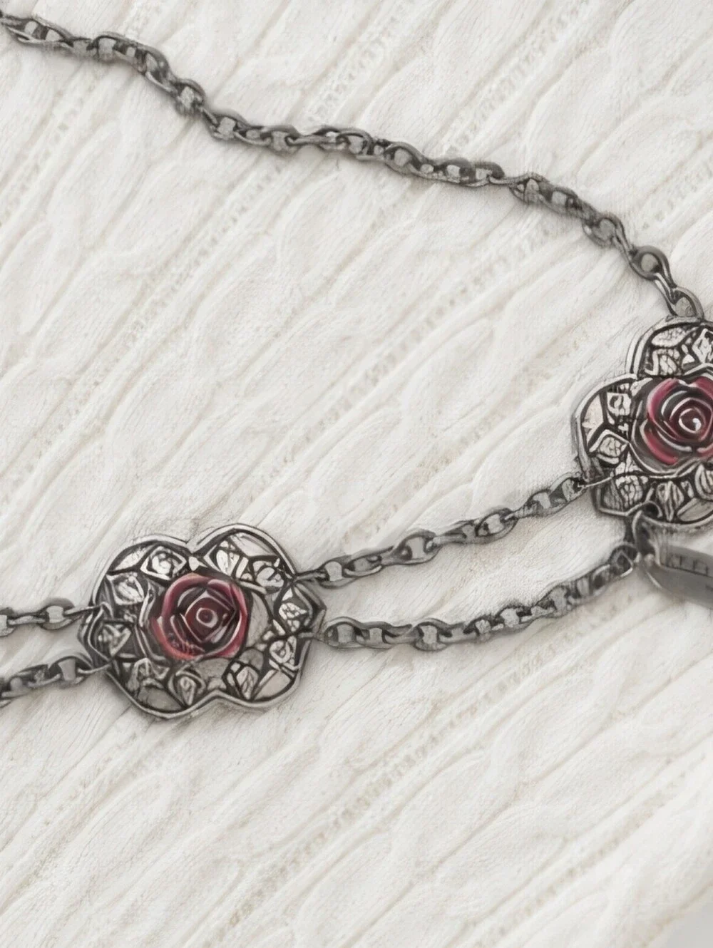 The Limited Vintage Rose Chain Belt Made in Italy.